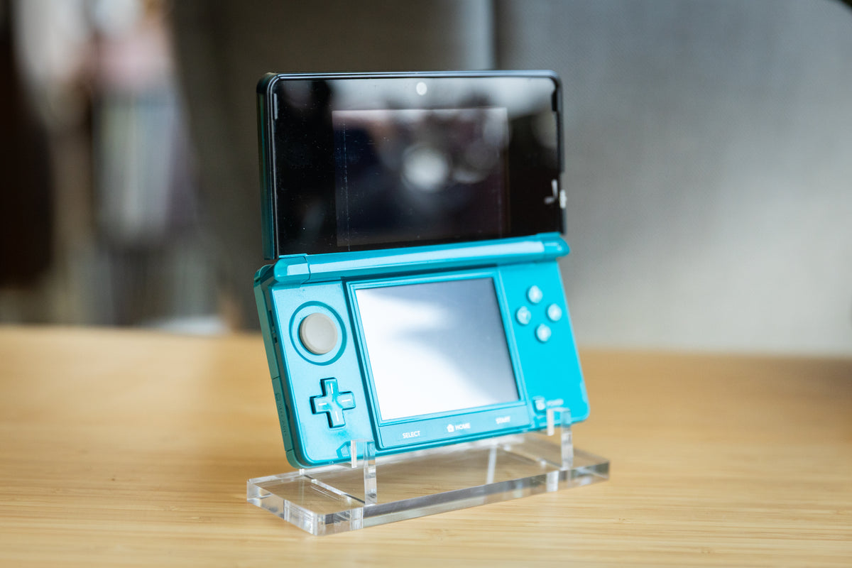 Game Boy DMG Original CartVault-Vitrine